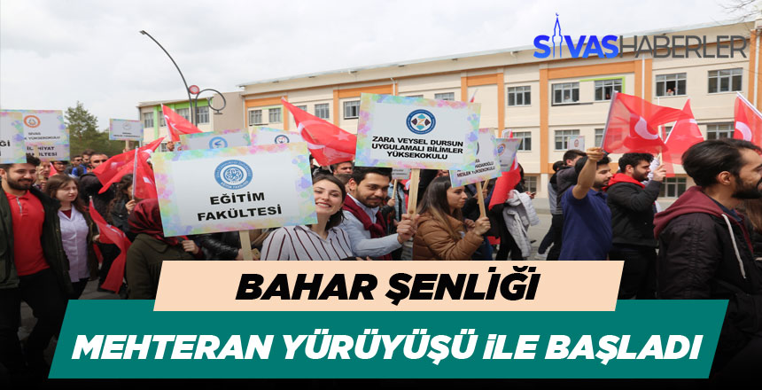 Bahar Şenliği Yürüyüşü Mehteran ile başladı