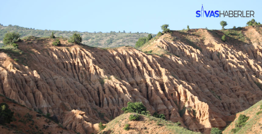 sivas-gezilecek-yerler-seytan-sehri.jpg (860Ã440)