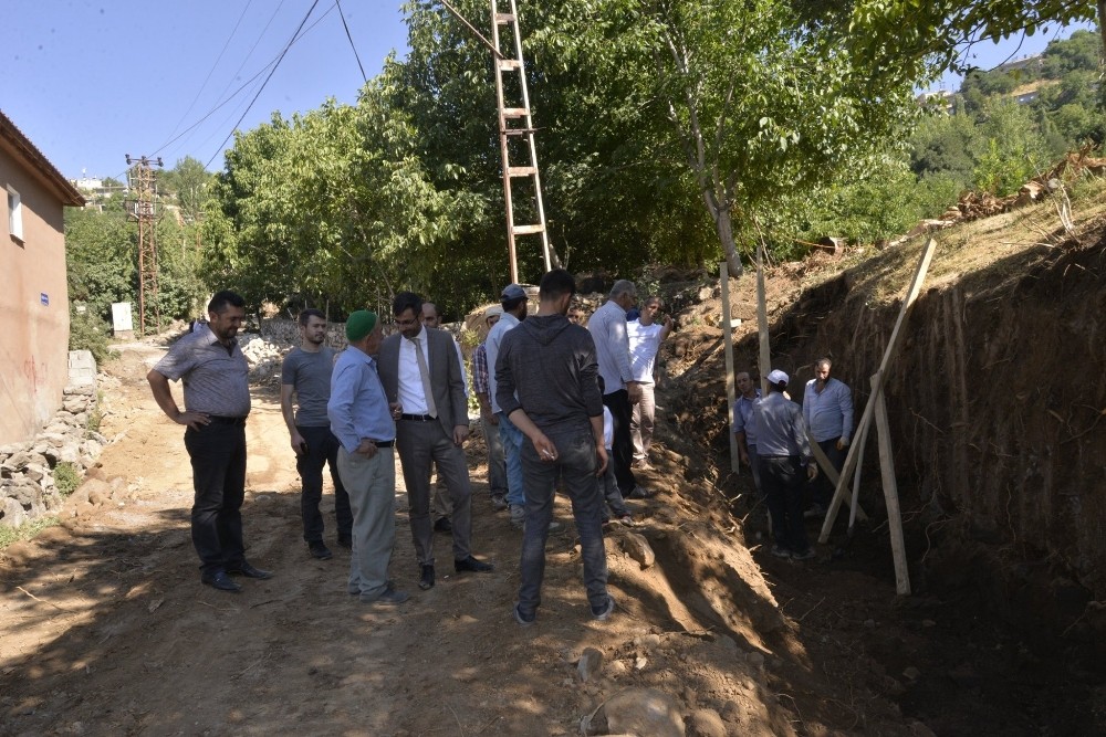 Başkan Tanğlay, çalışmaları inceledi