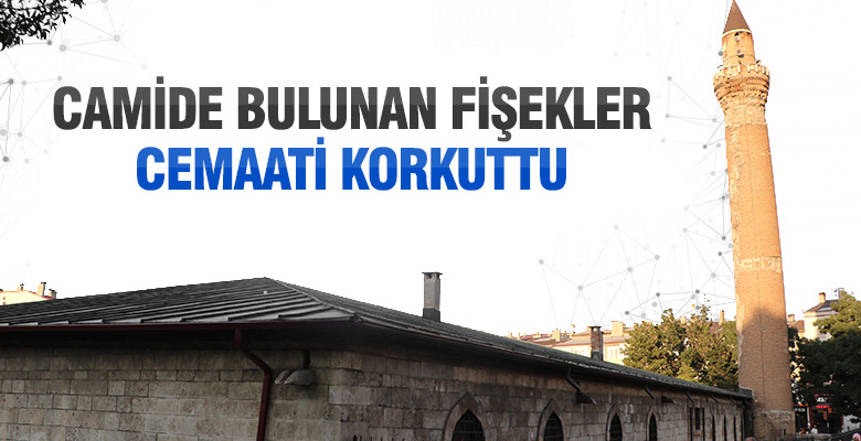 Camide bulunan fişekler cemaati korkuttu!