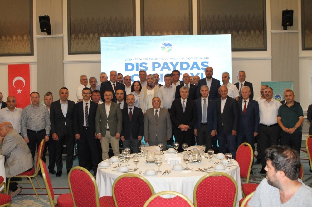 “Sakarya’nın geleceğini birlikte planlıyoruz” adlı çalıştay düzenlendi