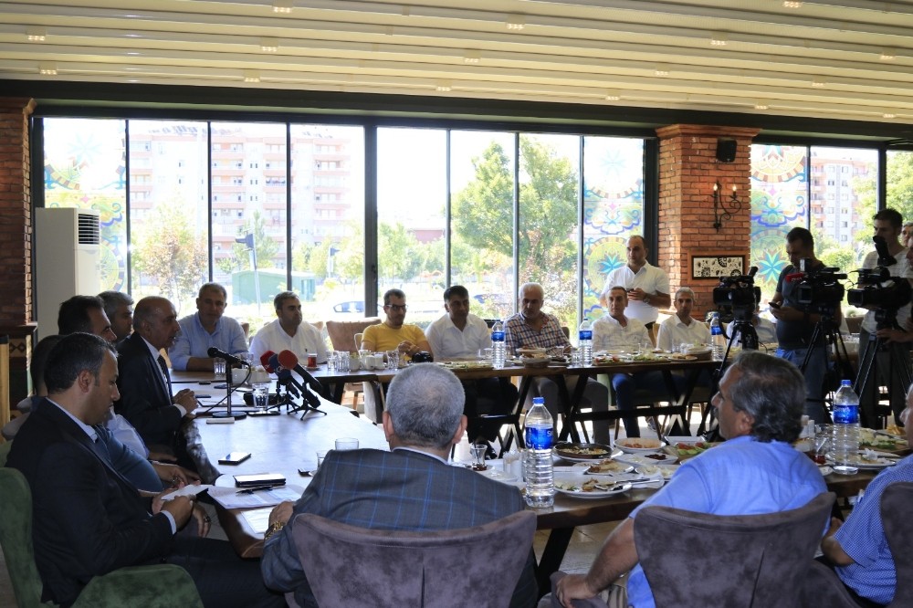 DTSO Başkanı Kaya, basın mensupları ile bir araya geldi