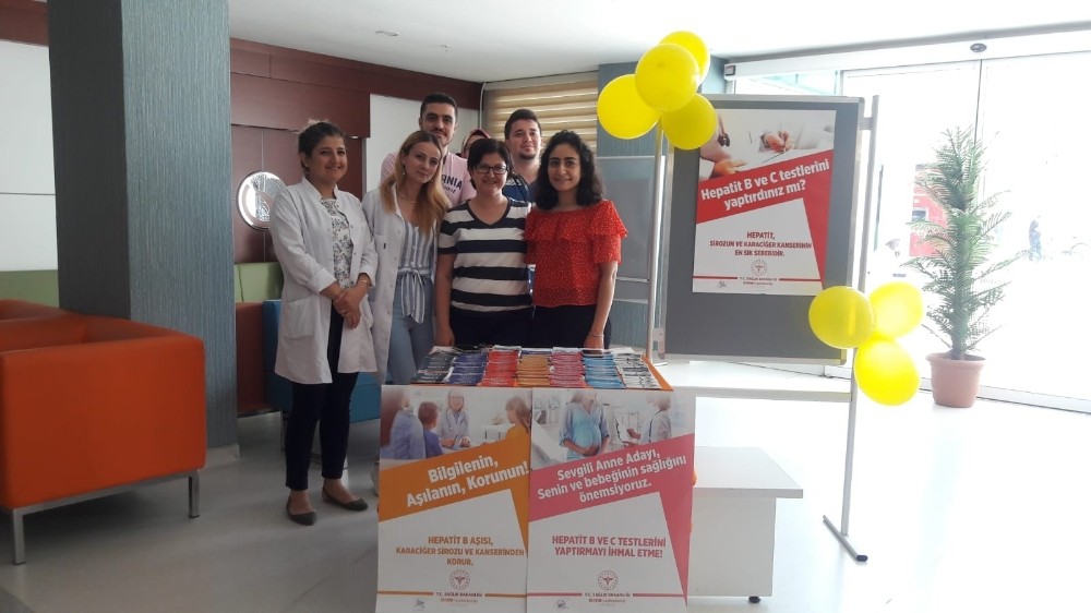 Düzce Üniversitesi Hastanesi’nde “Hepatit Farkındalık” standı kuruldu