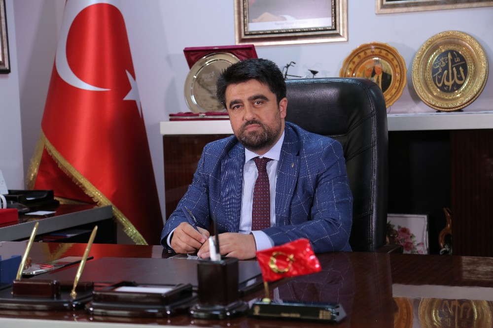 Ercik, partisinin 18. kuruluş yıl dönümünü kutladı