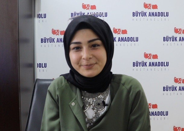 Gözünde şaşılık olan genç kız ameliyatla sağlığına kavuştu