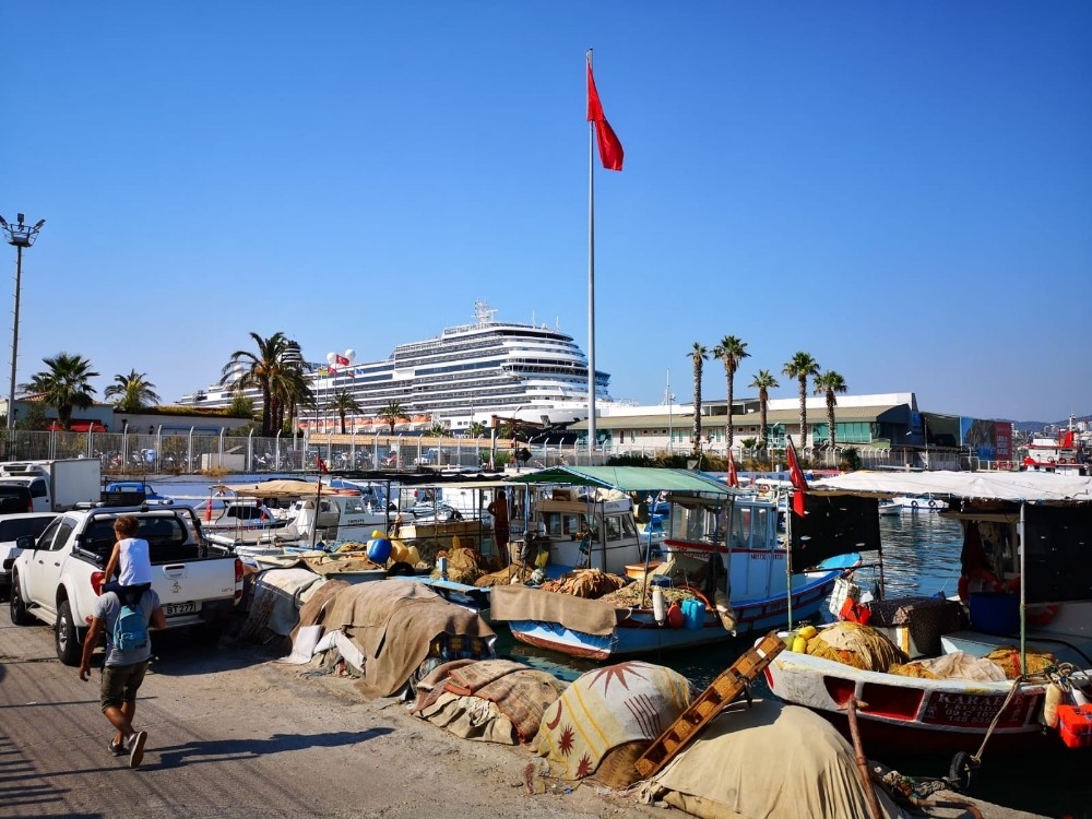 Kuşadası’na bu yıl 198 turist gemisi sefer yapacak