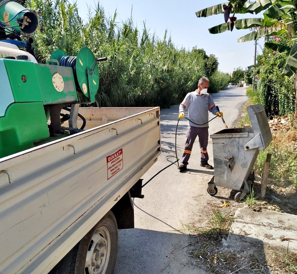 Mersin’de bayram sonrası ilaçlama çalışması başlatıldı