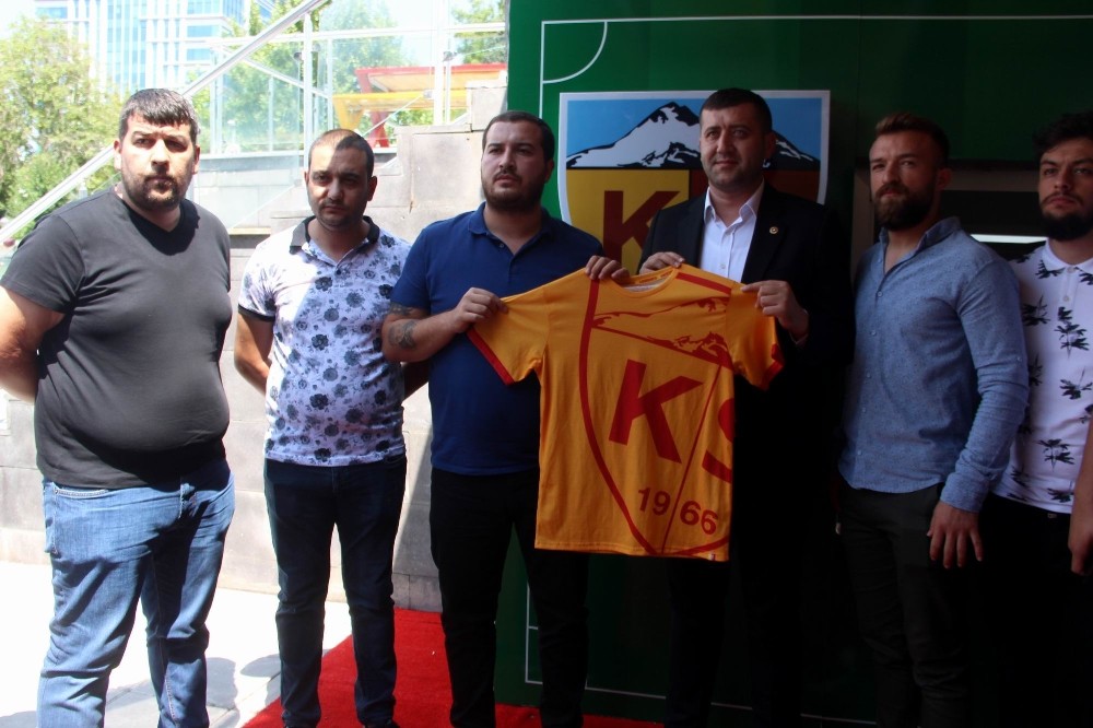 Milletvekili Ersoy’dan ’Kırmızıya Sarı Ol’ Kampanyasına destek