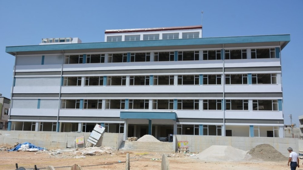 Okulların inşaatı hızla yükseliyor