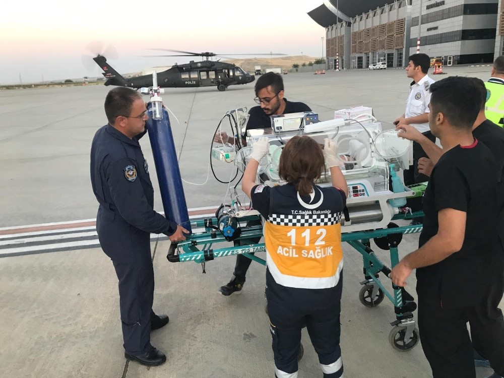 Polis ekipleri Esra bebek için seferber oldu