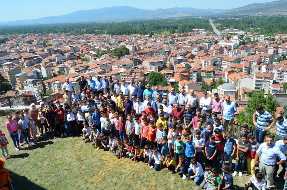 Simav’daki yaz Kur’an kurslarında mezuniyet coşkusu