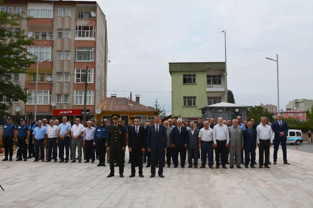Suşehri ve Gürün ilçelerinde Zafer Bayramı kutlamaları