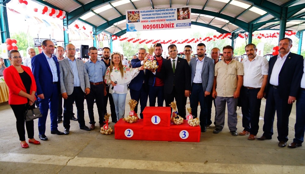 Taşköprü’de En İyi Sarımsak ve En Güzel Buzağı yarışması düzenlendi