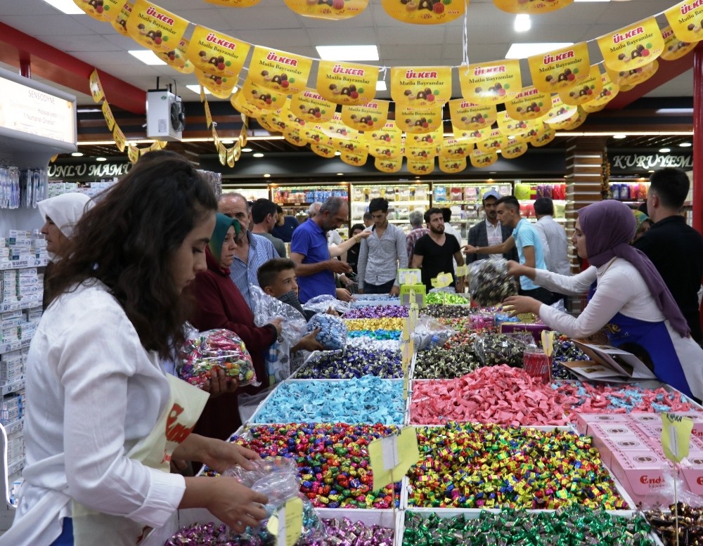 Van’da bayram hareketliliği