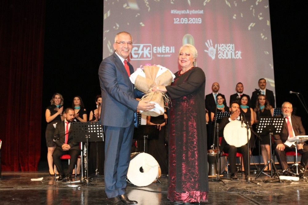 Askıda ekmek şampiyonasında ödüller verildi
