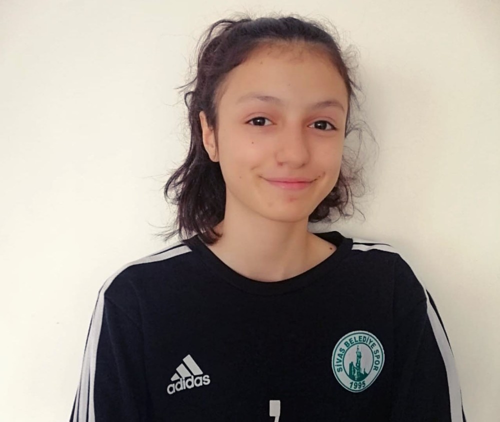 Sıla Demircan Sivas Belediyespor’a transfer oldu