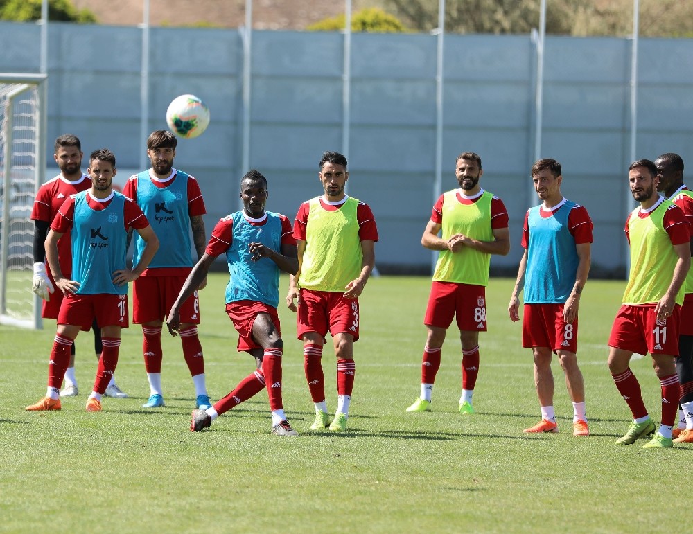 D.G.Sivasspor, Başakşehir maçına hazır