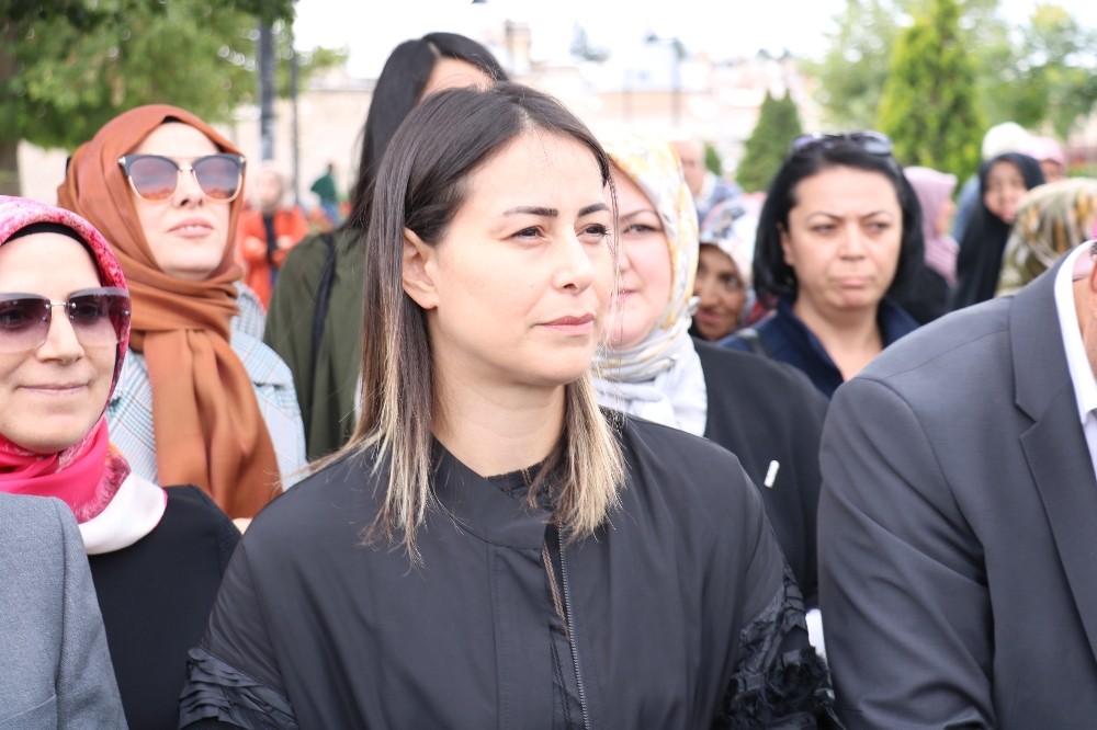 Diyarbakır annelerine Sivas’tan destek geldi