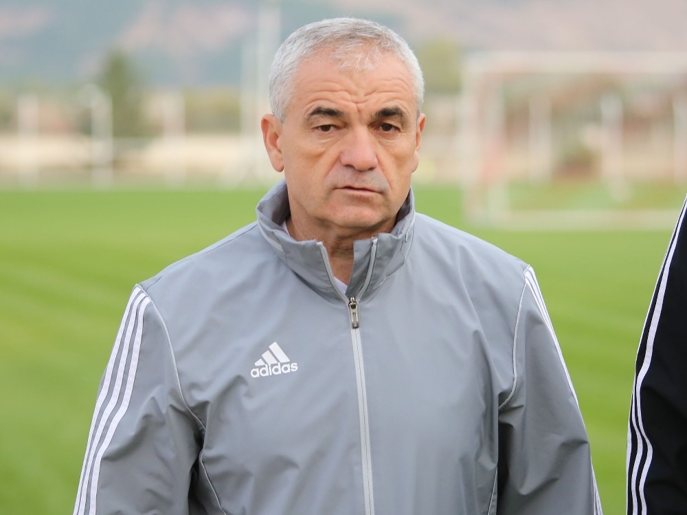Çalımbay, “Galatasaray’ın herşeyini biliyoruz.”