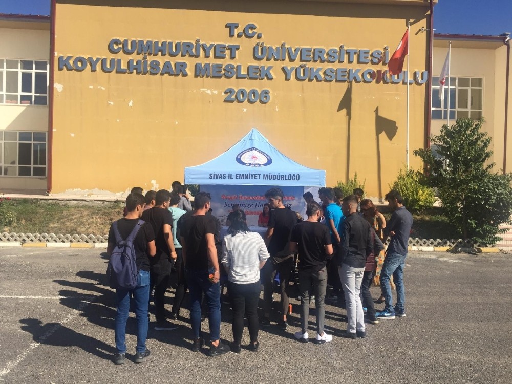 Öğrencilere Terör Örgütleri ve Zararları Anlatıldı