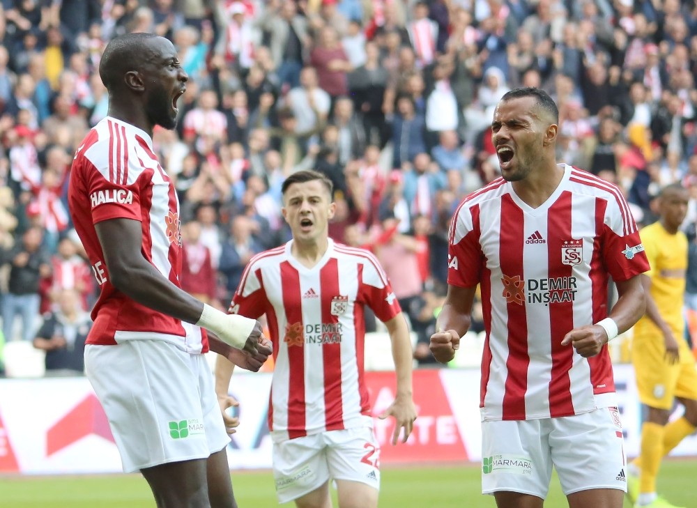 Sivasspor’da 7 Haftada 6 Oyuncu İle 12 Gol Sevinci