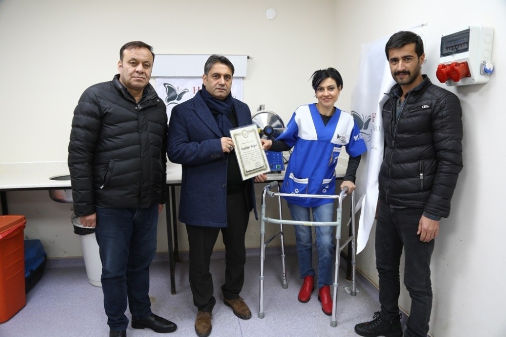 HAYTAP tarafından Hayvan oteline Sterilizasyon Cihazı hediye edildi