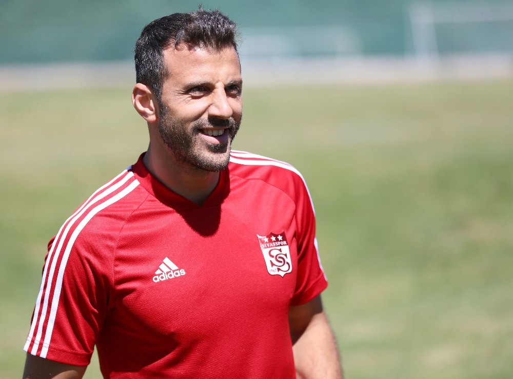 Sivasspor’un defansı emin ellerde