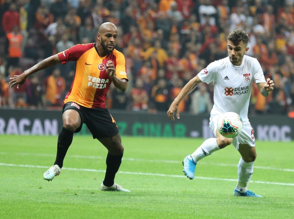 Sivasspor ligin ilk yarısında deplasmanda döküldü