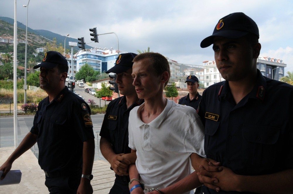 Baba katili şizofren çocuk ifadeleriyle şaşkına çevirdi