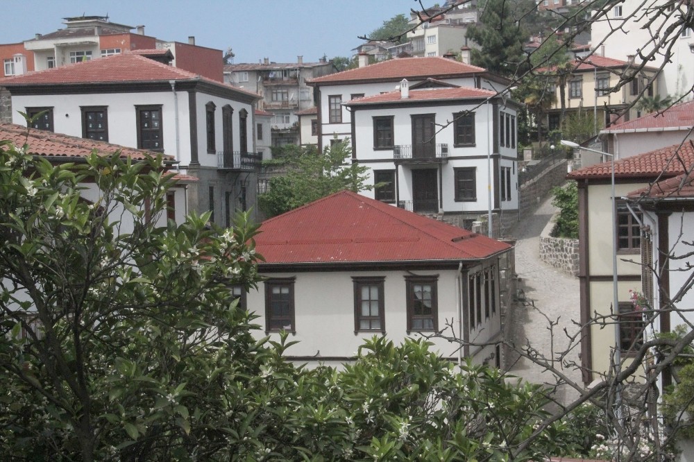 Eğitim ve turizm yatırımlarının önemi arttı