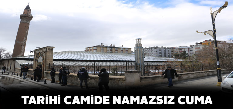 Sivas Ulu Camii bu cuma da sessiz kaldı