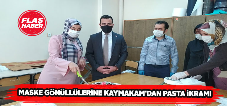 Gürün Kaymakamı’ndan gönüllü maske üretenlere jest