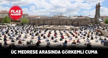 Sivas’ta ihtişamlı bir Cuma namazı manzarası oluştu