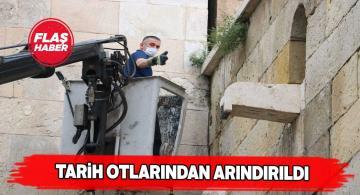 Tarihi kent meydanında yaz temizliği