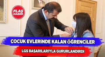 Salih Ayhan’dan LGS’de derece yapan 3 gence çeyrek altın