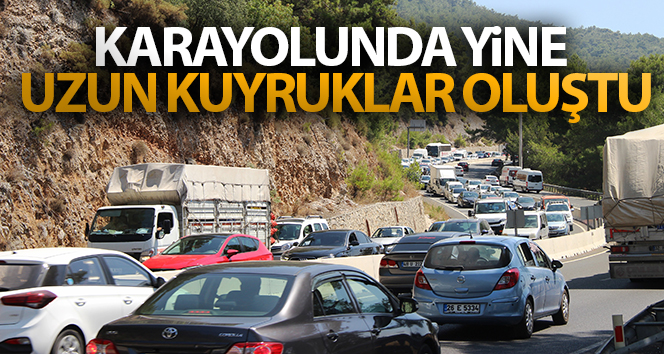 Otoyolda yine uzun kuyruklar oluştu