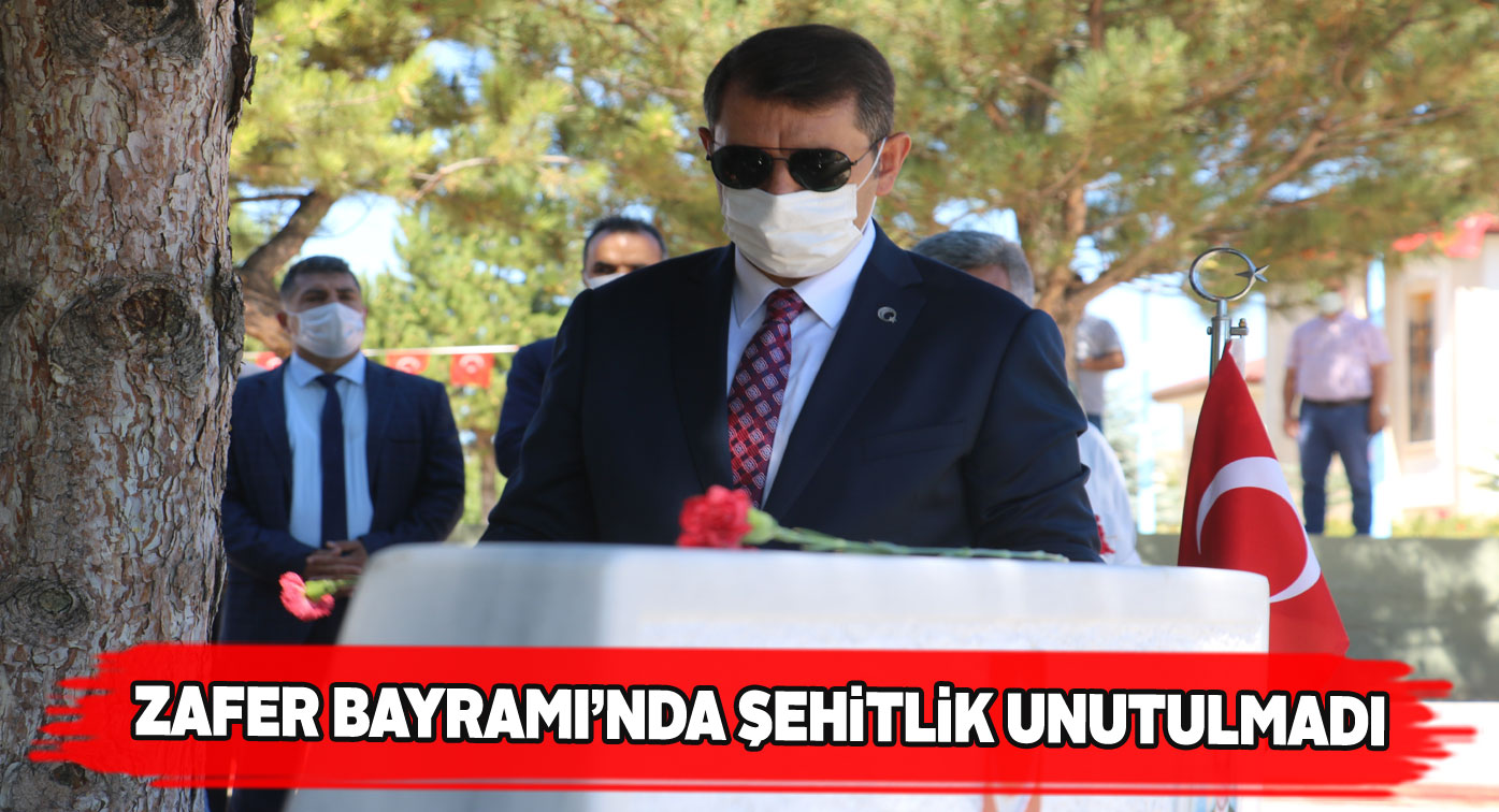 Yukarı Tekke mezarlığında şehitler ziyaret edildi