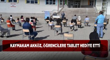 Altınyayla Kaymakamı’ndan eğitime tablet desteği