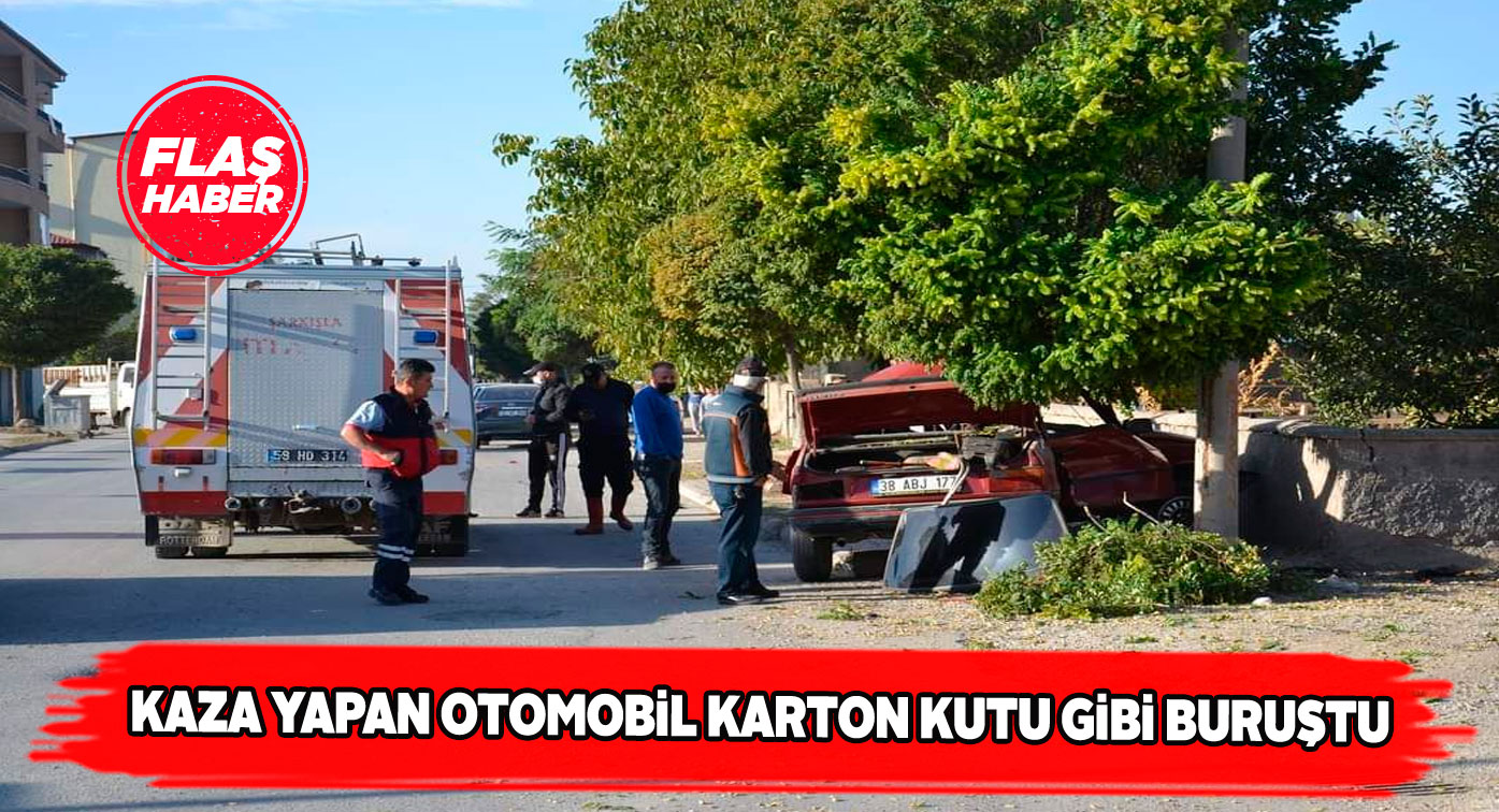 Şarkışla’da yaşanan kazada araba hurdaya döndü