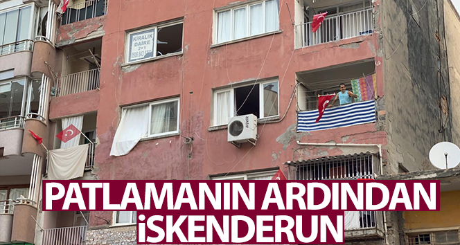 İskenderun’da balkon ve işyerlerine Türk bayrağı asıldı