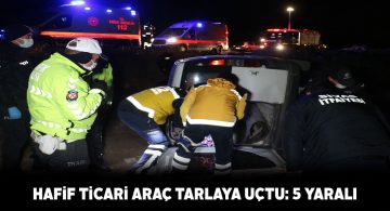 Tarlaya uçan araçtaki 5 kişi yaralandı