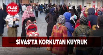 Salgına aldırış etmeden kuyruklarda dip dibe beklediler