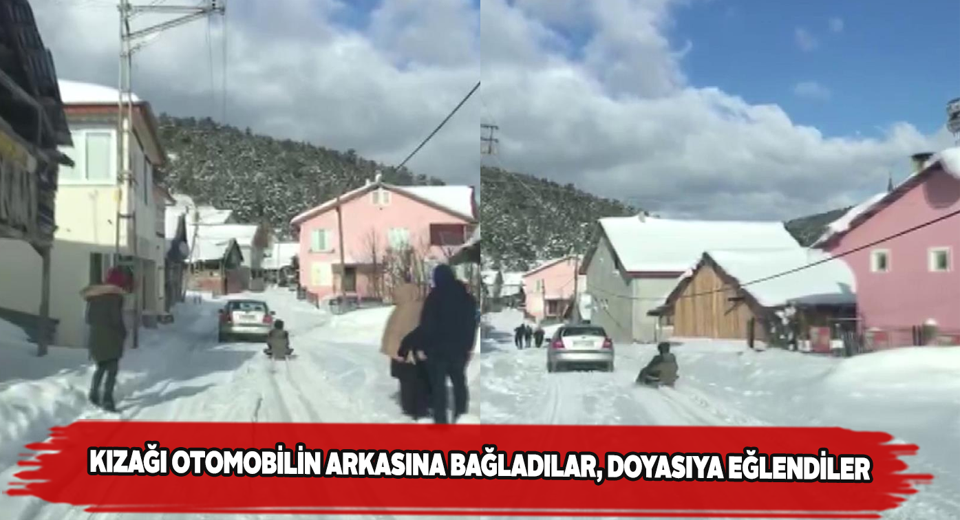 Sivaslı çocuklar yağan kar ile birlikte eğlenmeye devam ediyor