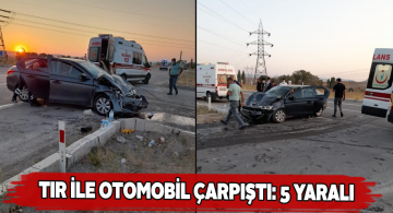 Ulaş ilçesinde iki araç çarpıştı