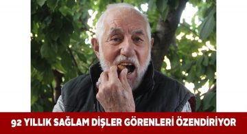 92 yaşındaki Şükrü amcanın dişleri ilk günkü gibi sapasağlam