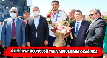 Milli güreşçi Taha Akgül olimpiyatlar sonrası Sivas’a döndü