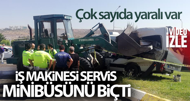 Şanlıurfa’da freni boşalan iş makinesi, öğrenci servis minibüsünü biçti