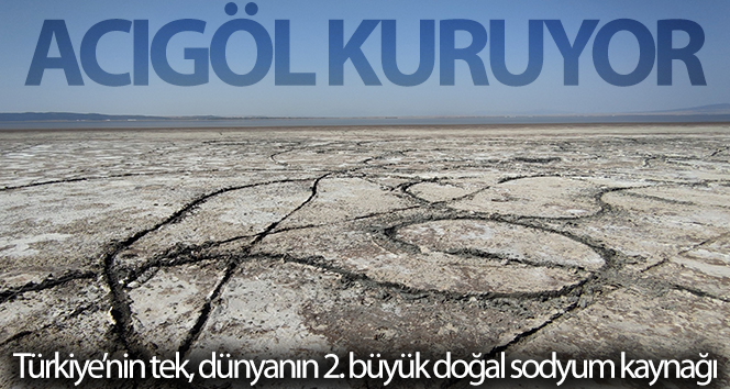 Suların kıyıdan 1 kilometre çekildiği Acıgöl, 3 ay öncesine göre yarı yarıya küçüldü