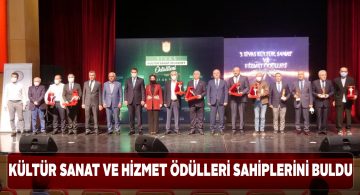 Sivas’ta kültür ve sanat alanında ödüller dağıtıldı