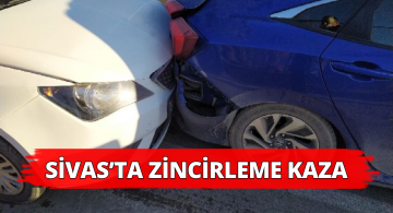 Buzlanma Nedeniyle 5 Araç Birbirine Girdi!